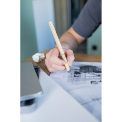 Drewniany długopis z trzonem o przekroju kwadratowym | Arisoa