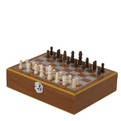 Zestaw upominkowy piersiówka 175 ml kieliszki 30 ml szachy drewniane pudełko podarunkowe