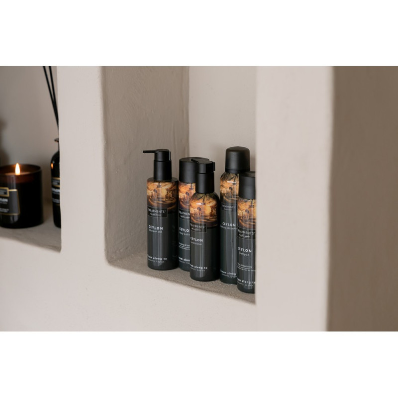 Pieniący się żel pod prysznic TREATMENTS