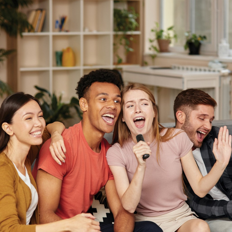 Zestaw do karaoke Singvibe głośnik bezprzewodowy i dwa mikrofony