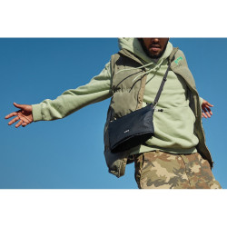 Saszetka zapinana w pasie nerka Bellroy