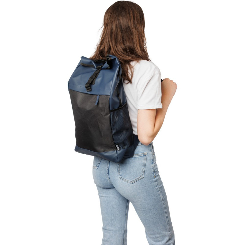 Zwijany plecak na laptopa 15"