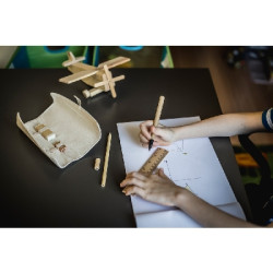 Zestaw szkolny piórnik ołówek długopis linijka gumka i temperówka | Lauren