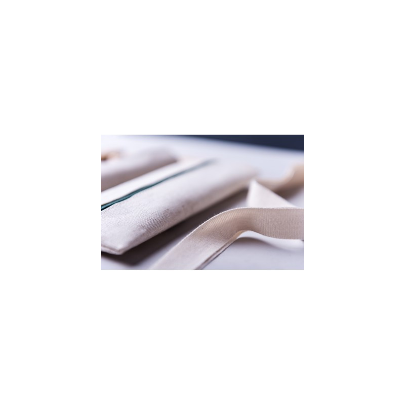 Zestaw szkolny piórnik ołówek długopis linijka gumka i temperówka