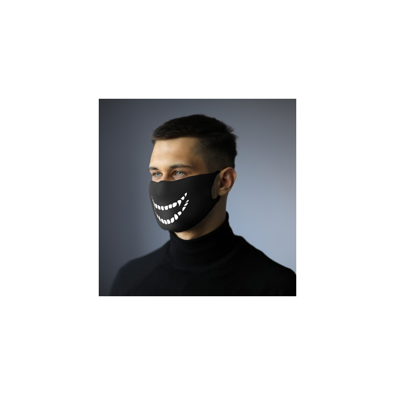 Maseczka wielokrotnego użytku z miejscem na filtr i jonami srebra