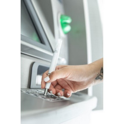 Długopis antybakteryjny z atomizerem i zatyczką touch pen