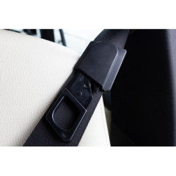 Przecinak do pasów bezpieczeństwa