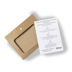 Identyfikator z nasionami dzikich kwiatów