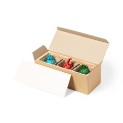 Drewniana doniczka nasiona kolendry pietruszki i bazylii