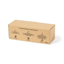 Drewniana doniczka nasiona kolendry pietruszki i bazylii