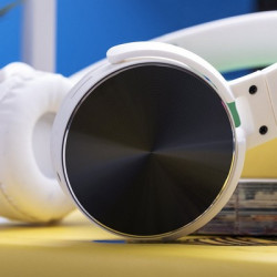 Składane bezprzewodowe słuchawki nauszne radio