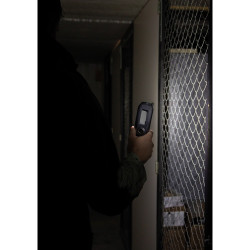 Wielofunkcyjna latarka warsztatowa COB