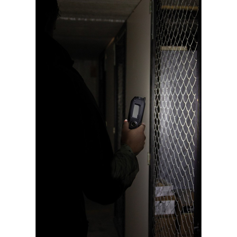 Wielofunkcyjna latarka warsztatowa COB