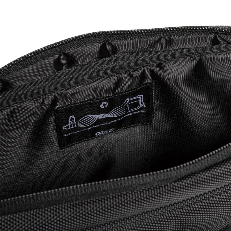 Torba na laptopa 156" Swiss Peak RPET Voyager ochrona RFID