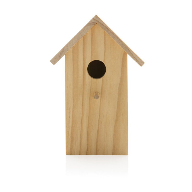 Drewniany domek dla ptaków