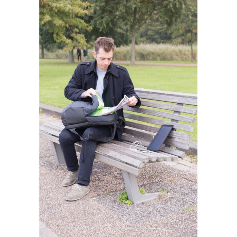 Plecak na laptopa 156" ładowarka słoneczna 7W Swiss Peak Eclipse